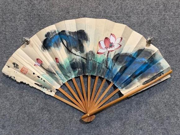 日本松町古美張大千 潑彩扇面圖