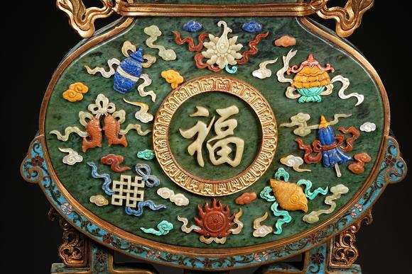 日本東競(jìng)株式會(huì)社乾隆禦制 掐絲琺瑯碧玉百寶嵌鴻福插屏