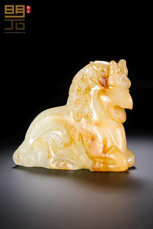 北京明石拍賣有限公司明 白玉紅沁獅鷲神獸
