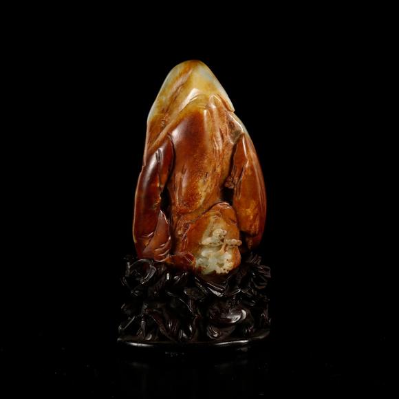 藝是拍賣清·“靜修”款紅沁羅漢山子擺件（紅木鏤雕原座）