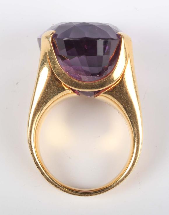TooveysA Monture Cartier gold and amethyst single stone ring, claw set with
