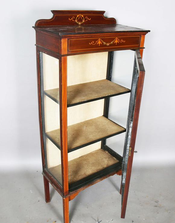TooveysAn Edwardian mahogany display cabinet with inlaid and painted frieze