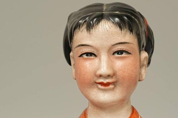 京都祇園會(huì)拍賣(mài)1966-1976 粉彩瓷雕人物 日本桐箱附