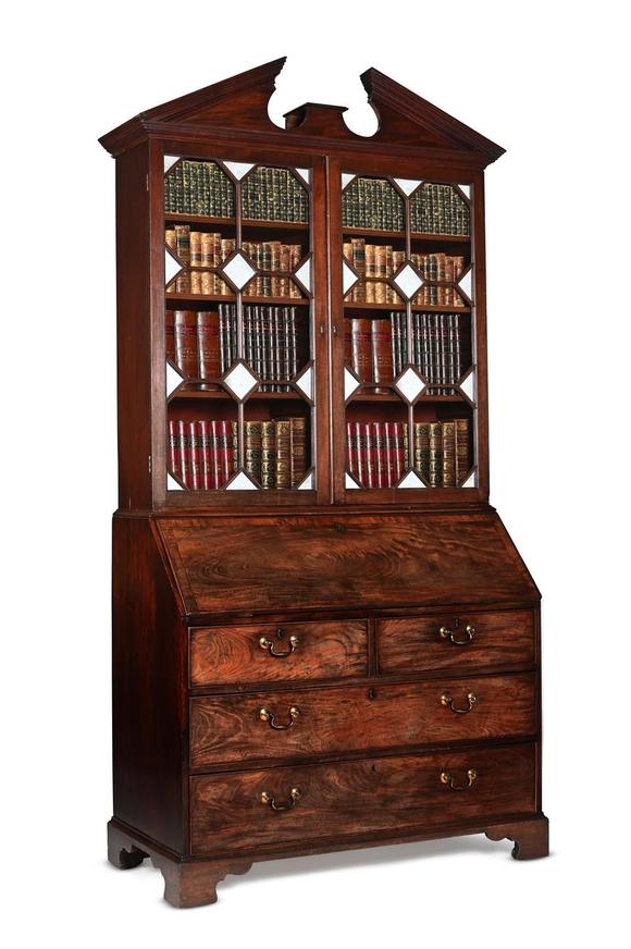 DreweattsA FINE GEORGE III MAHOGANY BUREAU BOOKCASE, IN THE MANNER OF THOMAS CHIPPENDALE, CIRCA 1770