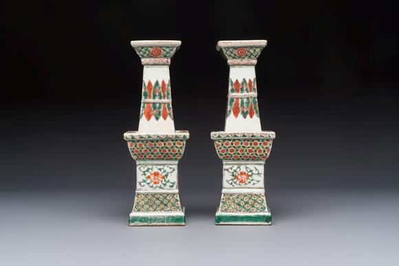 Rob Michiels AuctionsA pair of Chinese famille verte square candle holders, 19th C.
