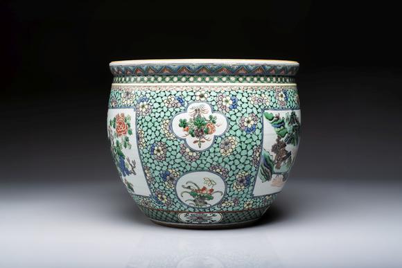 Rob Michiels AuctionsA Chinese famille verte 'Phoenixes and Mountainous Landscape' fish bowl or jardinière, 19th C.