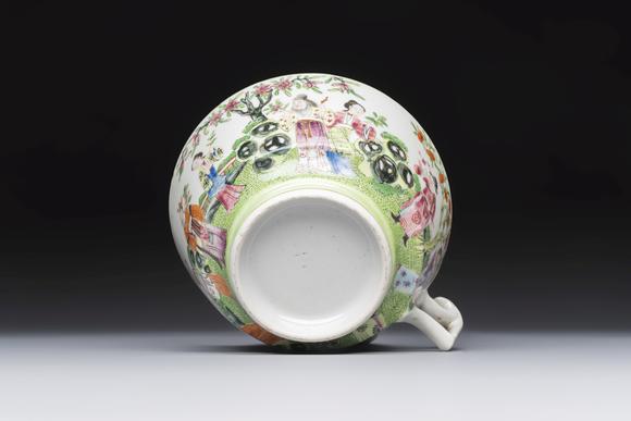 Rob Michiels AuctionsA Chinese Canton famille rose cup and saucer with figures in a garden, 19th C.