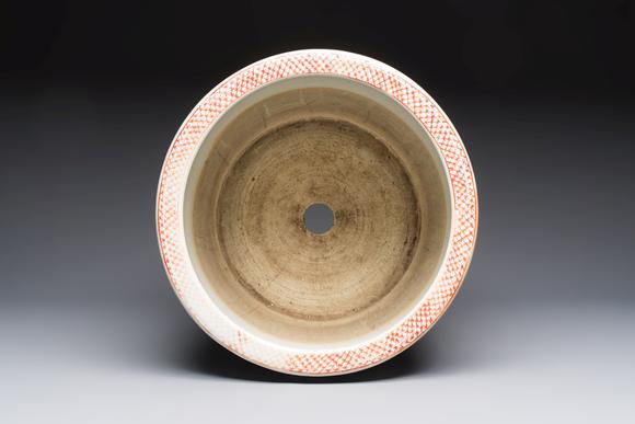 Rob Michiels AuctionsA Chinese famille rose 'Nine Peaches' jardinière, 19th C.