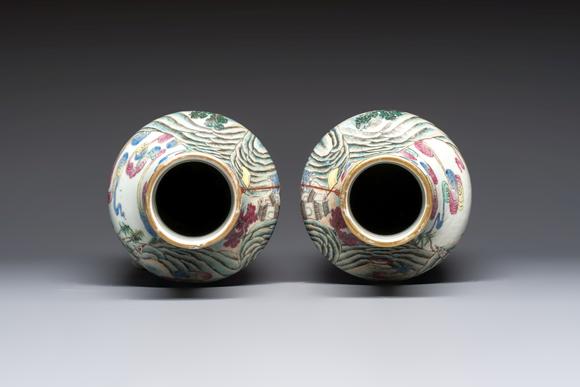 Rob Michiels AuctionsA pair of fine Chinese famille rose 'Ode to the Red Cliff' vases, Hongwu mark, Daoguang