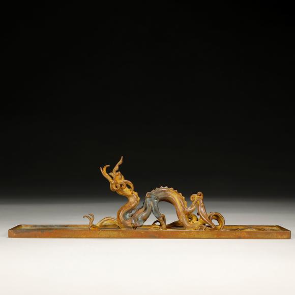 東京銀座（古美術(shù)宋磁）銅制龍鈕鎮(zhèn)紙