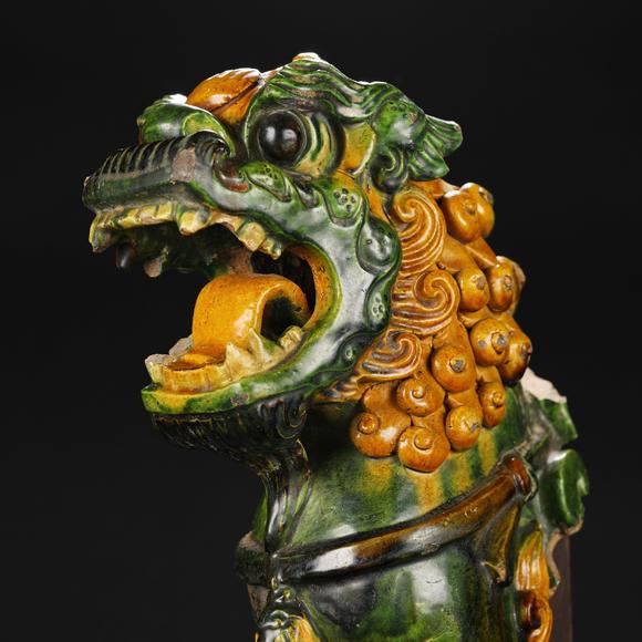 東京銀座（古美術宋磁）明 三彩琉璃獅子首