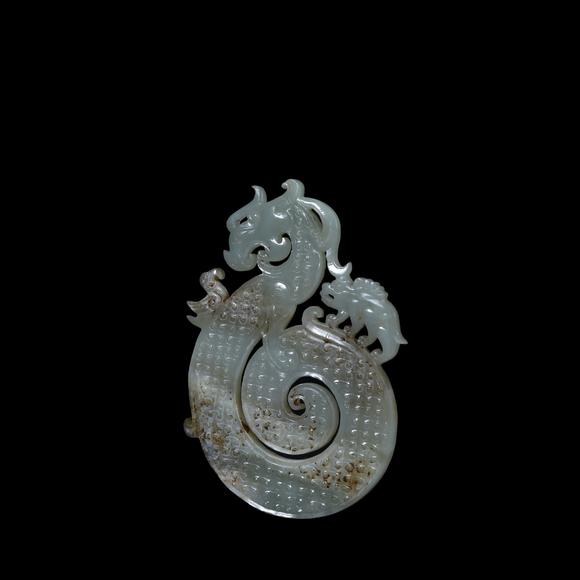 東京銀座（古美術(shù)宋磁）戰(zhàn)國 玉龍