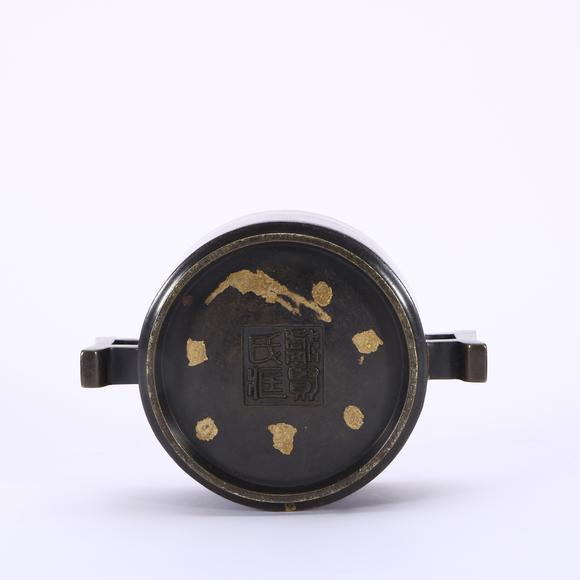 春和美術(shù)明 獻(xiàn)賢氏藏款銅灑金戟耳爐