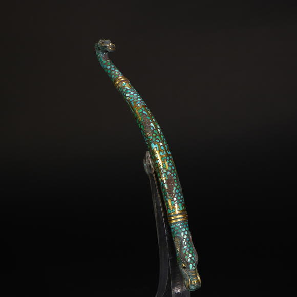 春和美術(shù)戰(zhàn)國 銅錯(cuò)金銀嵌綠松石龍首帶鉤
