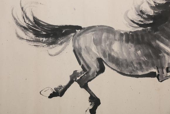 萬領(lǐng)國際徐悲鴻    著錄于《中國書畫名家作品展》P68  奔馬