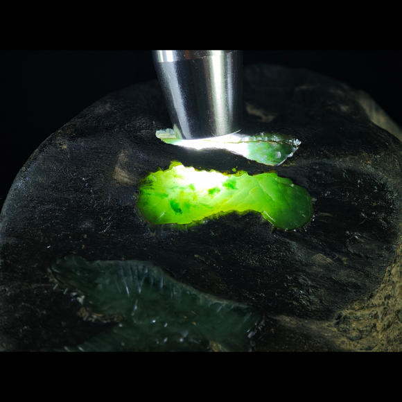 燊金堂璞翠藏華·緬甸冰種飄花翡翠手鐲原石