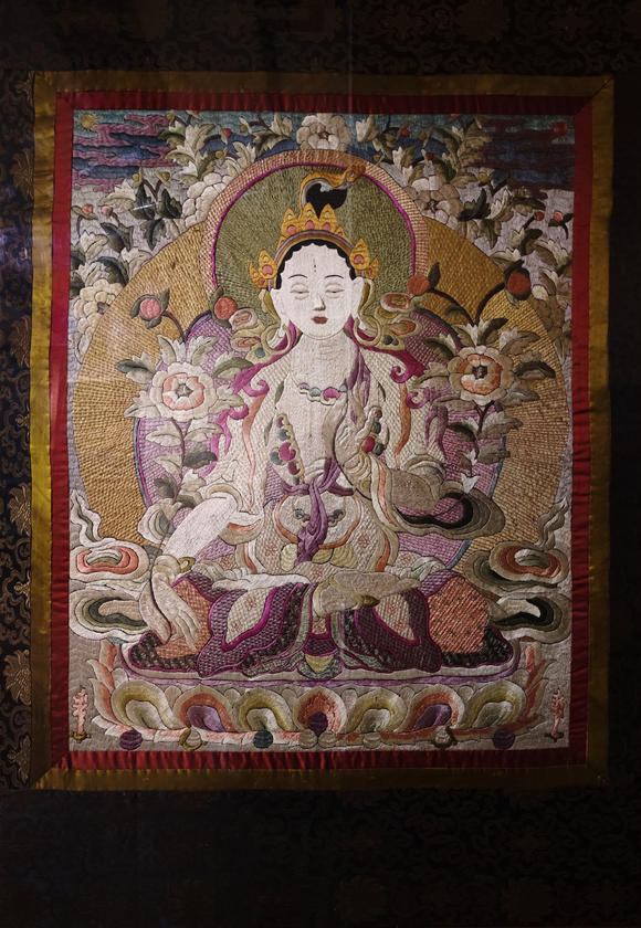 燊金堂絕世珍藏 滿繡白度母  年代久遠傳承有序