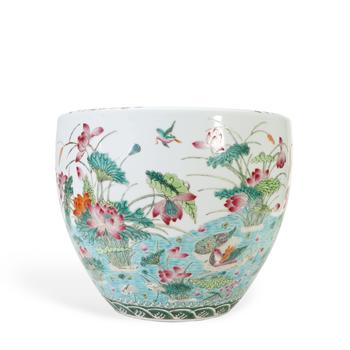 Famille Rose Mandarin Duck Lotus Pond Large Vat