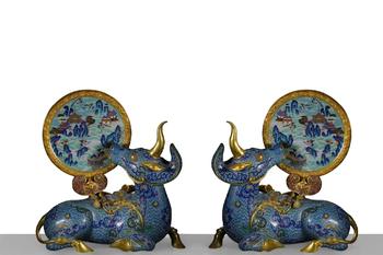 清 銅景泰藍掐絲琺瑯犀牛望月插屏 一對
