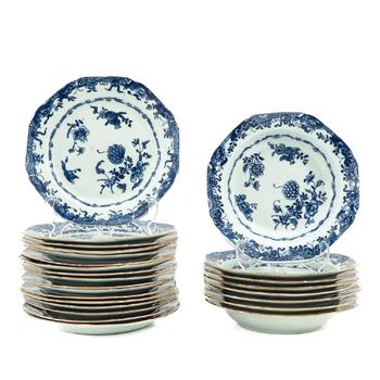 A collection of 25 blue and white plates