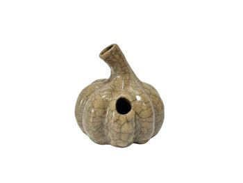 A Chinese guan ware water drop, Ming Dynasty Pr.