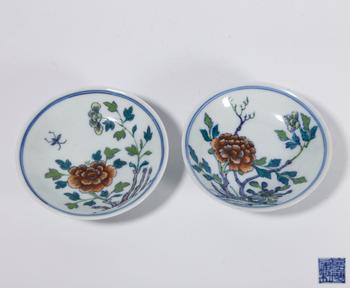 粉彩花卉紋碟（一對(duì)）
