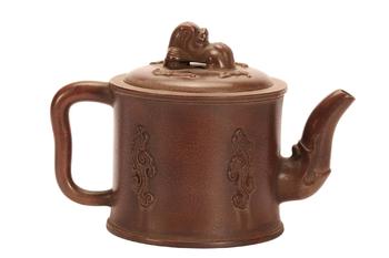 A CHINESE LION KNOB ZISHA TEAPOT