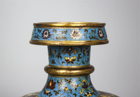 中国古美術・明宣徳・果皮緑地青花宝相紋・抱月瓶・青花磁・壺・花瓶・古陶磁・唐物 中国古美術・明宣徳・果皮緑地青花宝相紋・抱月瓶・青花