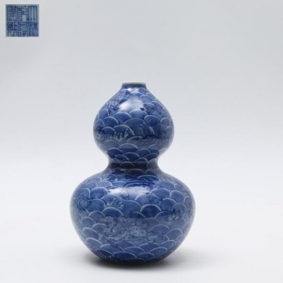 You Need清 青花海怪紋葫蘆瓶 