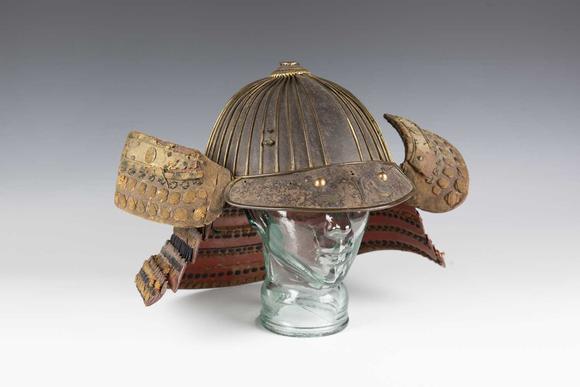 TooveysA Japanese suji kabuto, mid-Edo period, the steel skull body