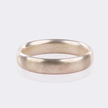 Georg Jensen (Kopenhagen 1866 - Hellerup/Kopenhagen 1935). Silver Bangle by Hans Hansen.