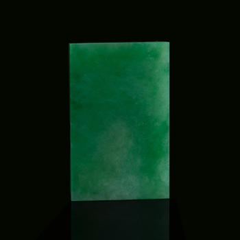 清代 翡翠素牌  A Chinese plain jadeite plaque