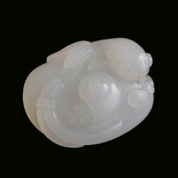 十九世紀 白玉雕荷塘清趣掛墜  A Chinese carved white jade pendant of lotus pond scene