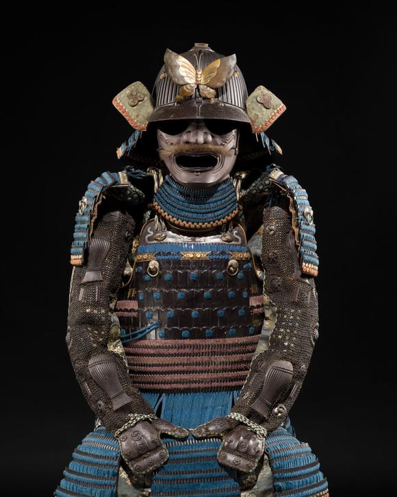 Galerie ZackeSAOTOME: AN IMPRESSIVE OKEGAWA NIMAI-DO GUSOKU (TWO-PIECE CUIRASS ARMOR) AND SUJIBACHI KABUTO, WITH NKBKHK KOSHU TOKUBETSU KICHO (ESPECIALLY IMPORTANT) SHIRYO CERTIFICATE