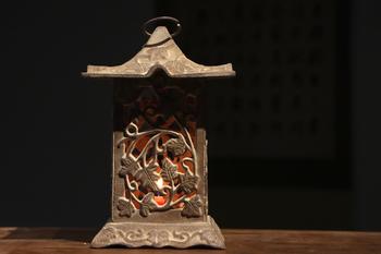 清代 鐵燈