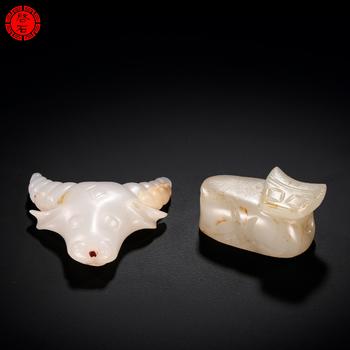 明 玉牛首、玉臥牛一組