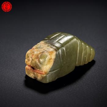 明 虎首蠶形佩