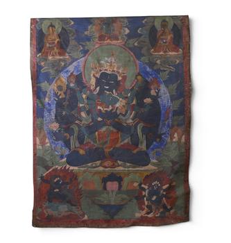 Ancien thangka tibétain représentant une divinité tantrique à multiples bras, peint à la détrempe sur toile, figurant une divinité courroucée assise e