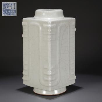 哥窯琮式瓶