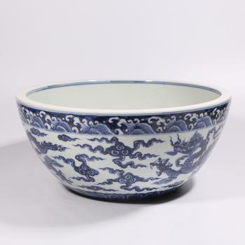青花雲(yún)龍紋缽式碗