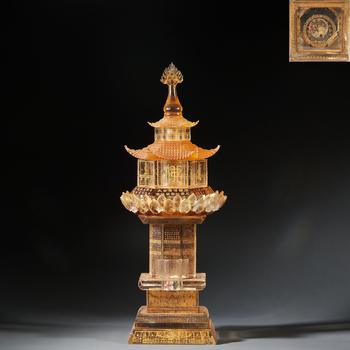 水晶 舍利塔
