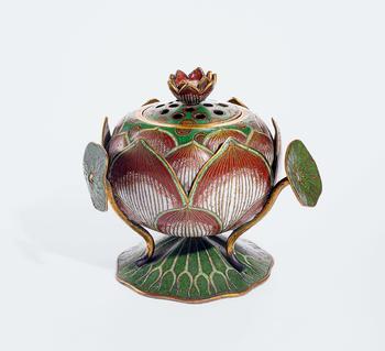 清早期 銅胎掐絲琺瑯蓮瓣形香薰