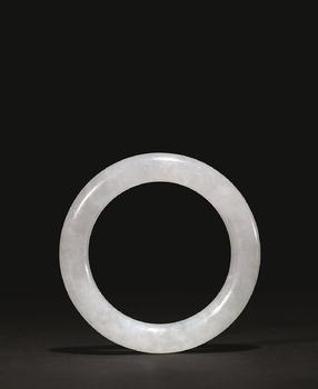 翡翠佩環(huán)