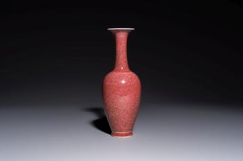 A Chinese peachbloom-glazed vase, 21st C.