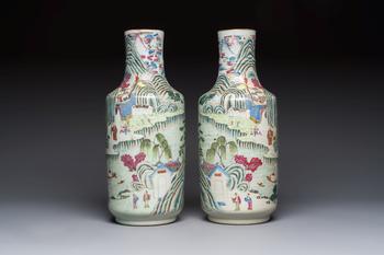 A pair of fine Chinese famille rose 'Ode to the Red Cliff' vases, Hongwu mark, Daoguang