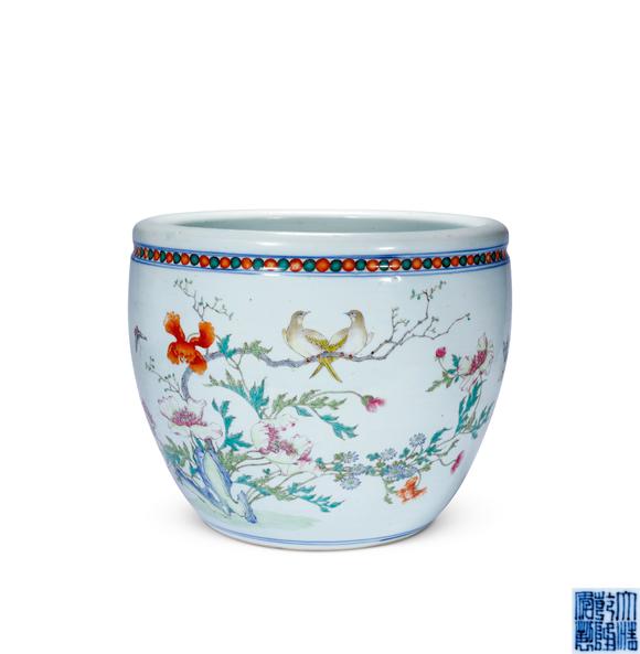 中古陶清乾隆 粉彩花卉紋卷缸