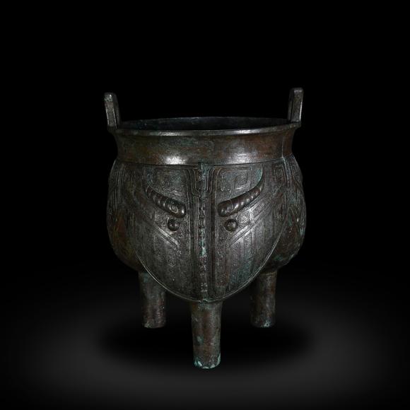春和美術(shù)商 青銅獸面紋鬲