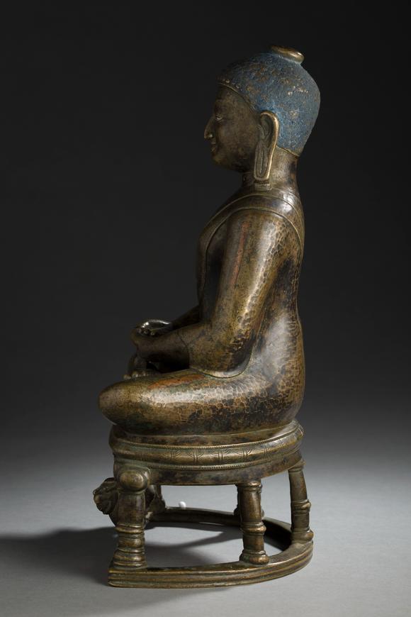 11世纪帕拉王朝合金铜嵌银佛坐像