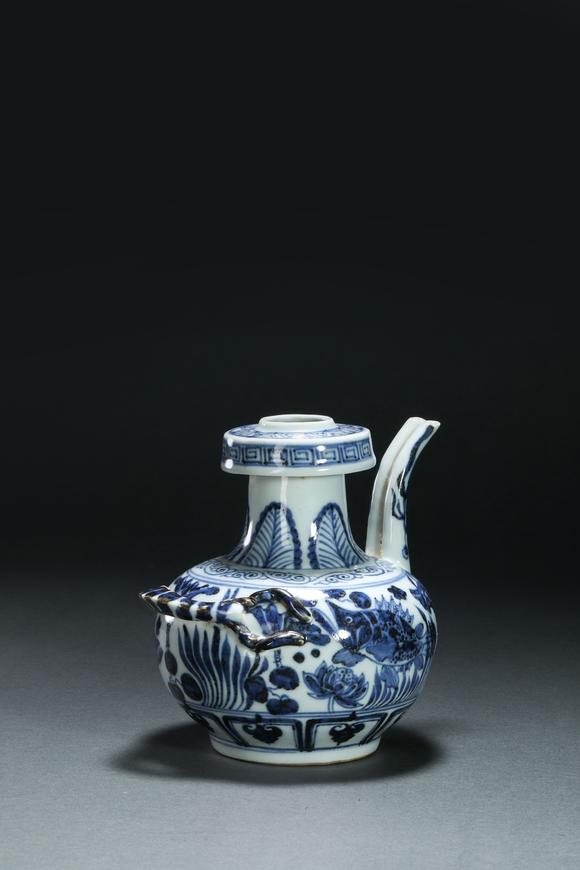 元代青花鱼藻纹双嘴壶