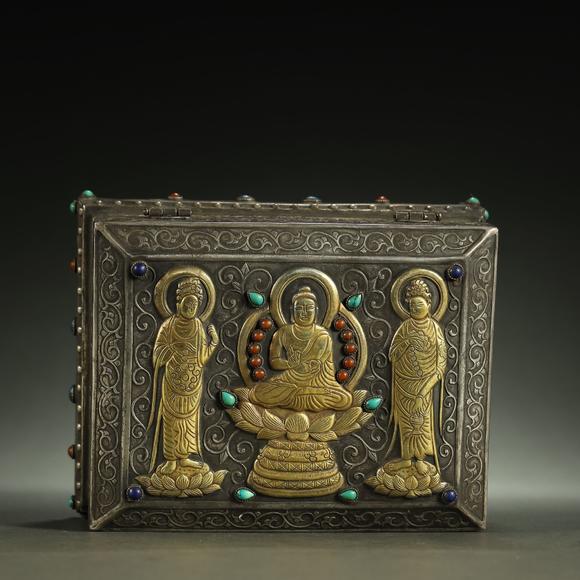 asetofsilverbuddhistscriptures